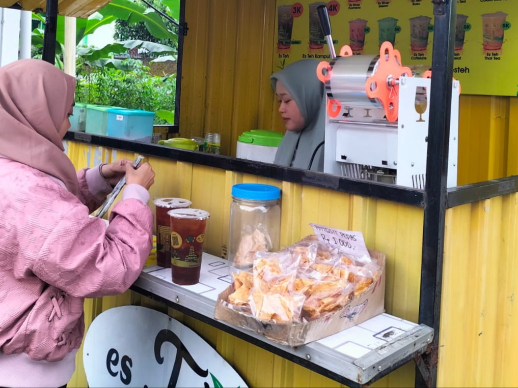 Outlet Es Teh Boks Kontainer Rawan Jadi Sasaran&nbsp;Pencuri