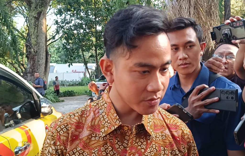 Gibran Sebut Putusan MA Soal Perubahan Syarat Usia Calon Kepala Daerah di Pilkada 2024 Buka Peluang bagi Anak&nbsp;Muda