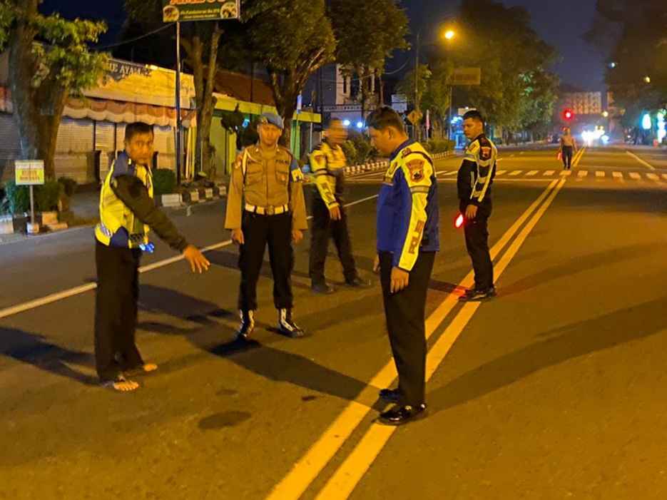 Pemotor Berknalpot Brong Tabrak Polisi di&nbsp;Boyolali