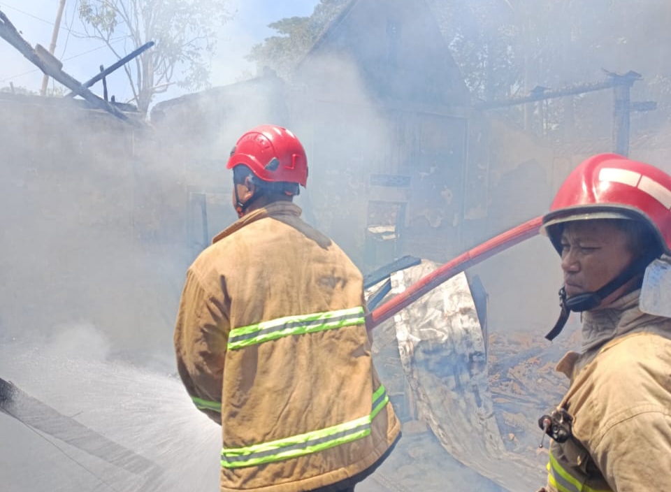 Gegara Merokok di Kasur, Satu Rumah di Mojosongo&nbsp;Terbakar