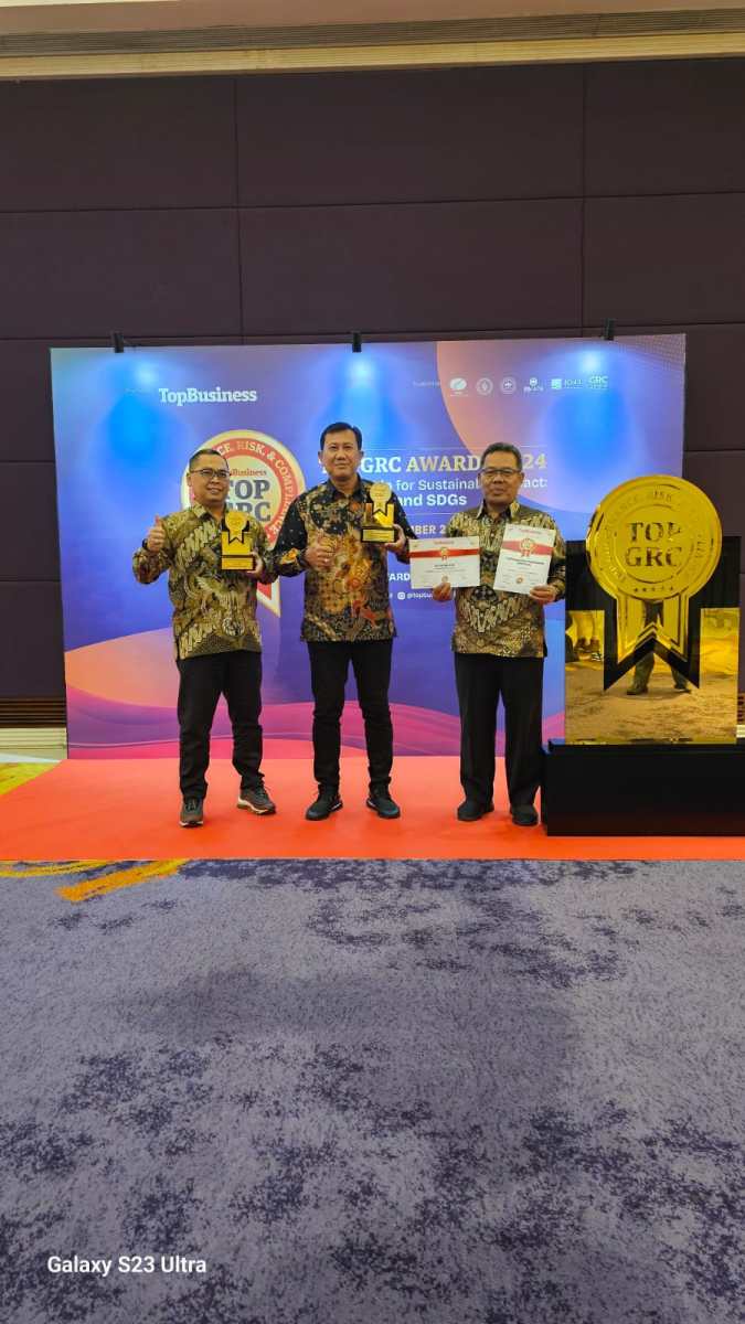 Inilah Sederet Penghargaan BPR Bank Daerah Karanganyar dari Majalah Top Businees dan Info&nbsp;Bank